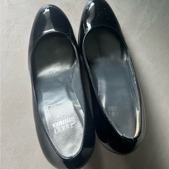Stuart Weitzman 6.5 black heels - Picture 2 of 2